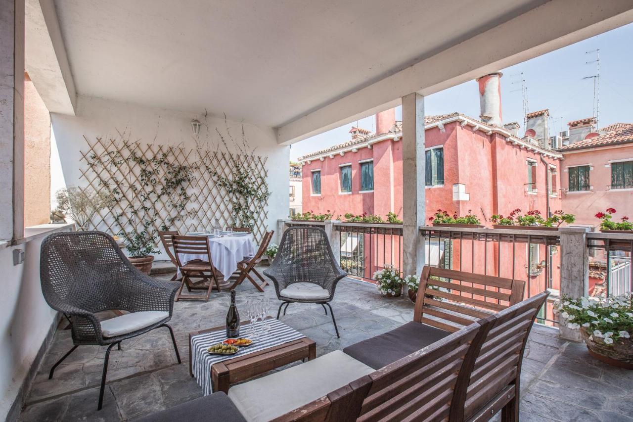Ca' Bembo Terrace Apartment Venesia Bagian luar foto